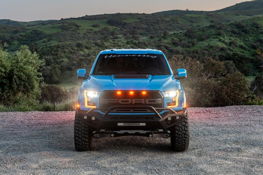 Ford Raptor v8