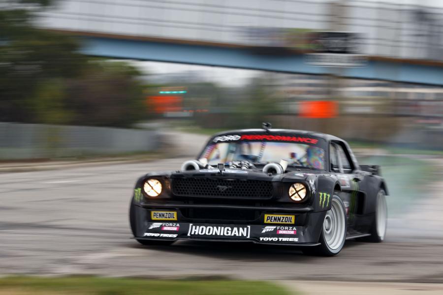 Ford Mustang Hoonicorn