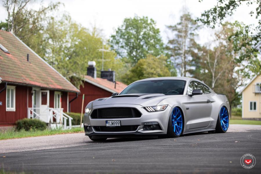Ford Mustang GT on Vossen Wheels (VPS-306) 2019 года (фото 1 из 26) .