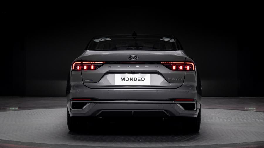  Ford Mondeo 2022 года  (CN) (фото 7 из 12)