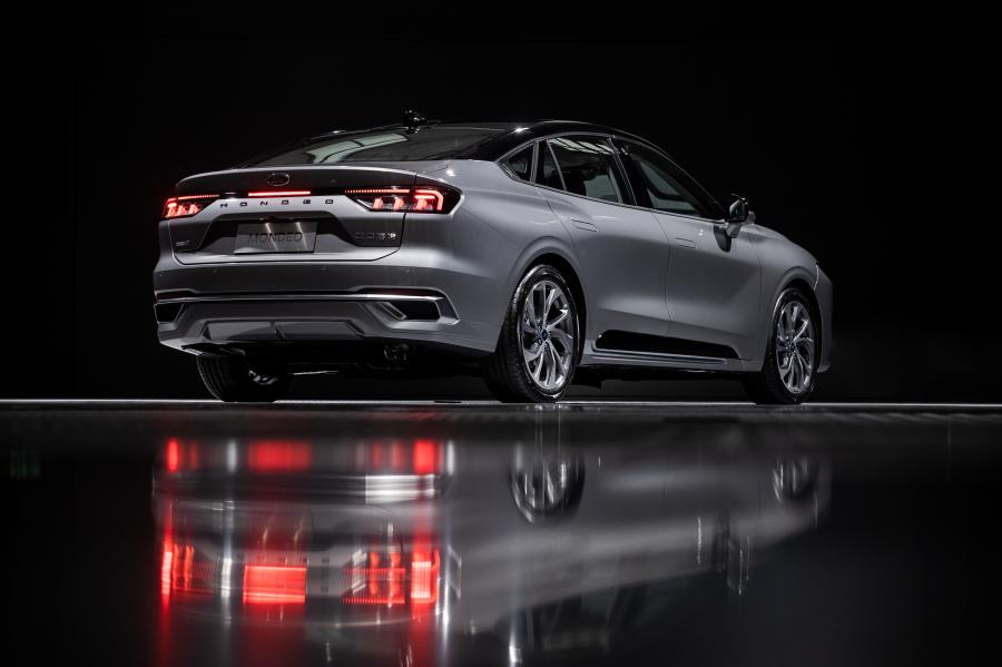  Ford Mondeo 2022 года  (CN) (фото 12 из 12)