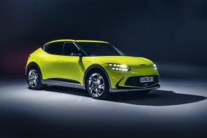 Genesis GV60 2022 года  (UK)