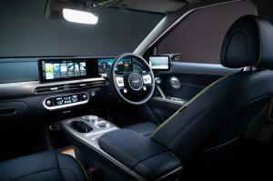 Genesis GV60 2022 года  (UK)