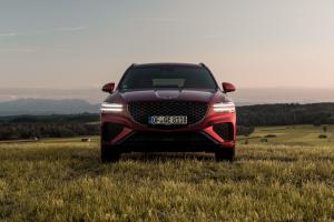 Genesis GV70 2.5T AWD 2021 года  (EU)