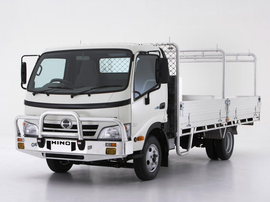 Автомобиль hino фото