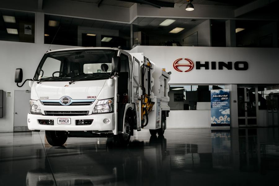 Hino 300. Хино трак. Грузовик Hino 300. Грузовик Хино 500.