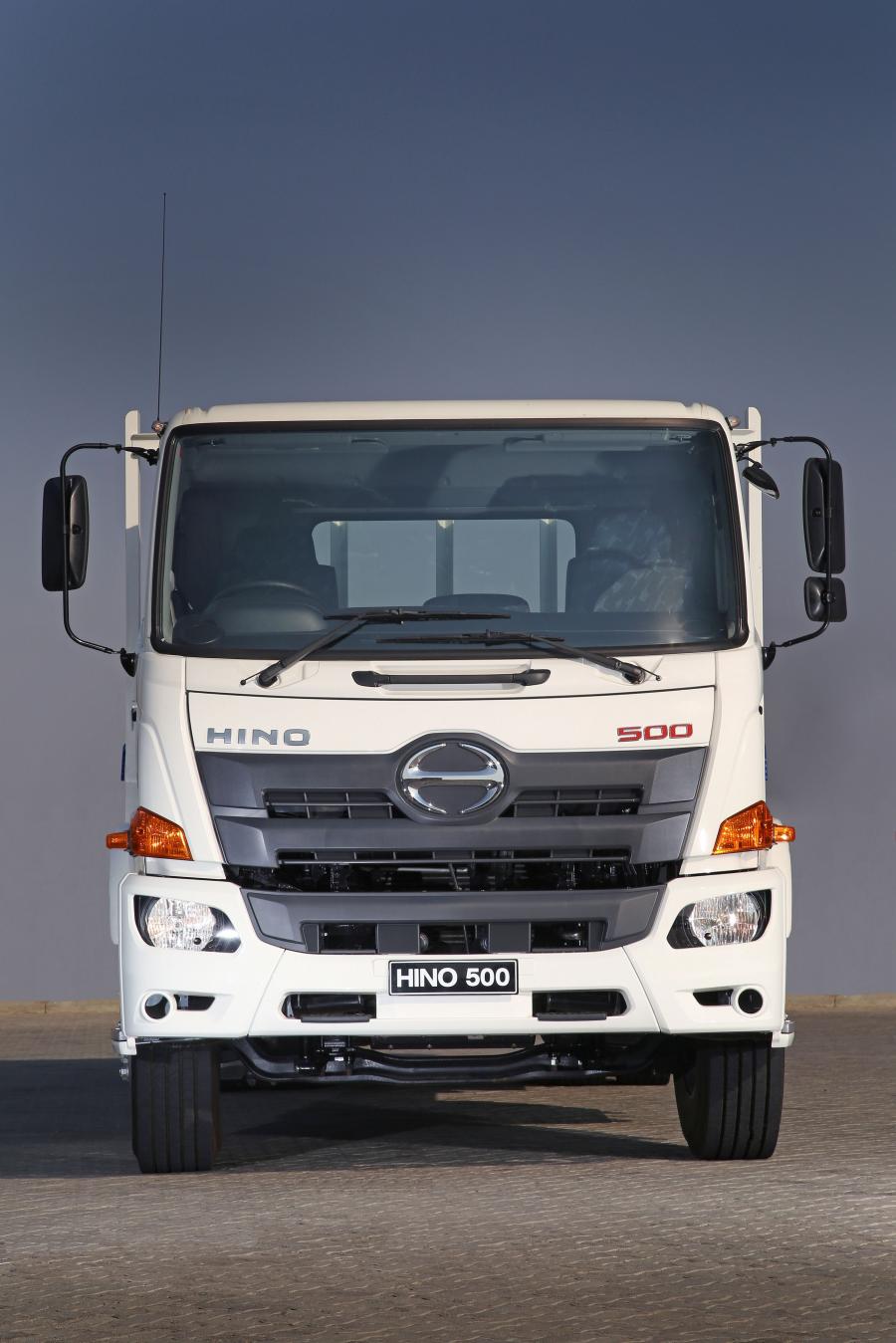 Автомобиль hino фото