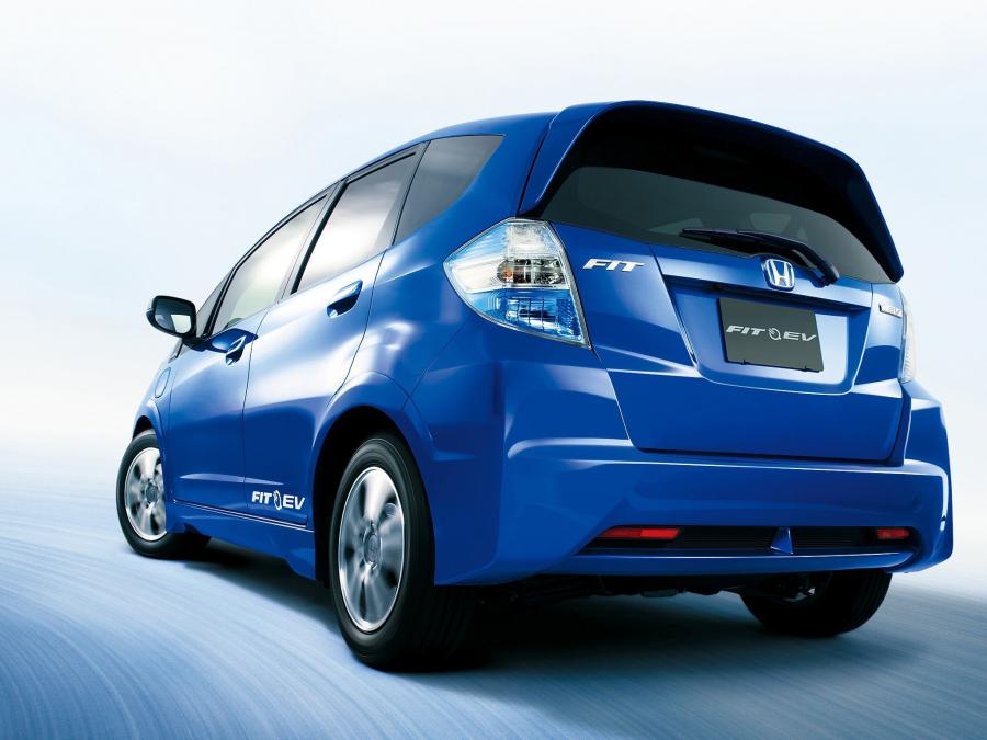 Honda fit ge6 фото