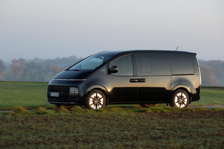  Hyundai Staria 2021 года  (EU) (фото 7 из 15)