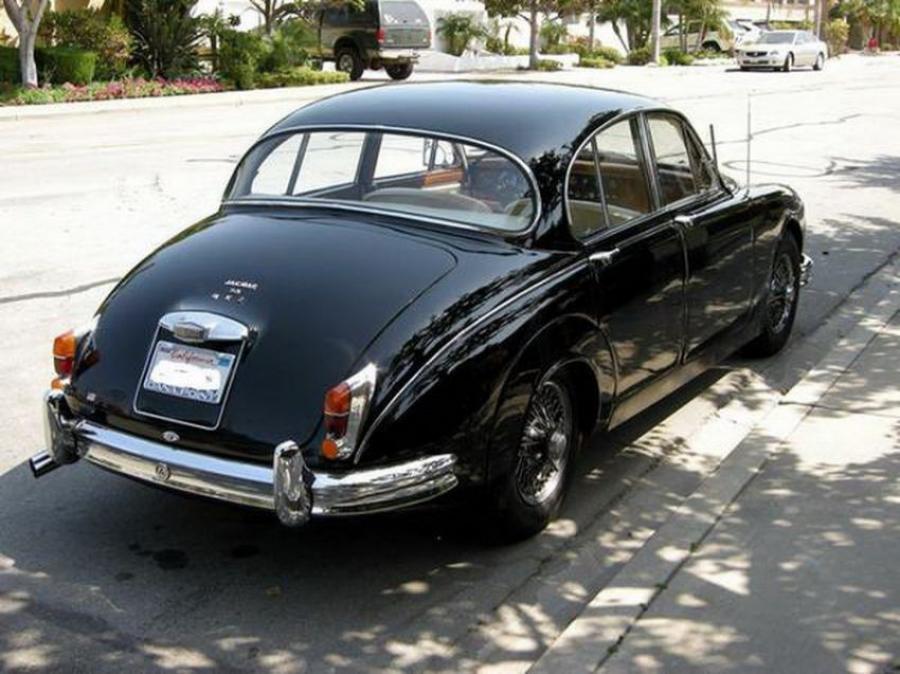 Автомобиль Jaguar MK 2