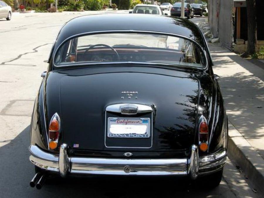 Автомобиль Jaguar MK 2