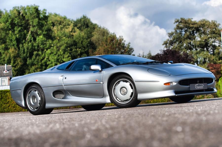 Ягуар xj220 фото