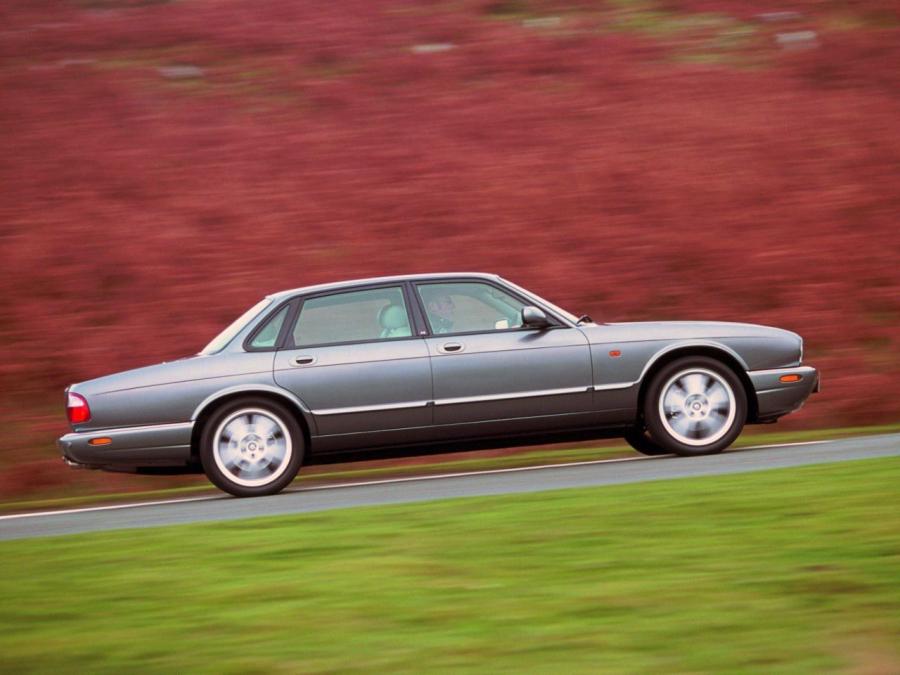 Jaguar XJ 1997 Daimler Sport