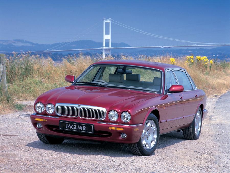 Ягуар XJ 300 Sovereign