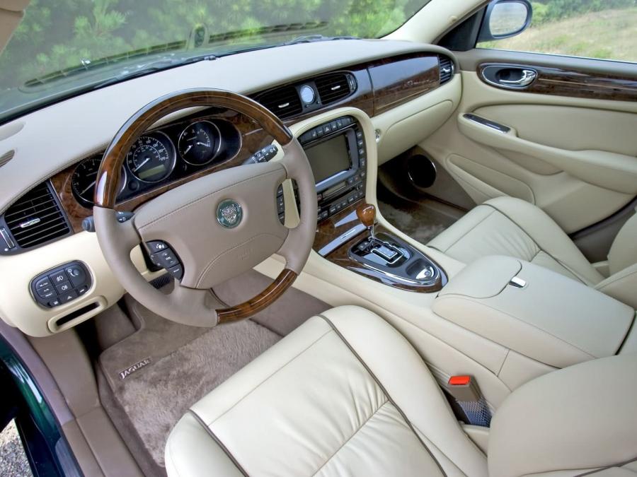 Ягуар XJR 2007 салон