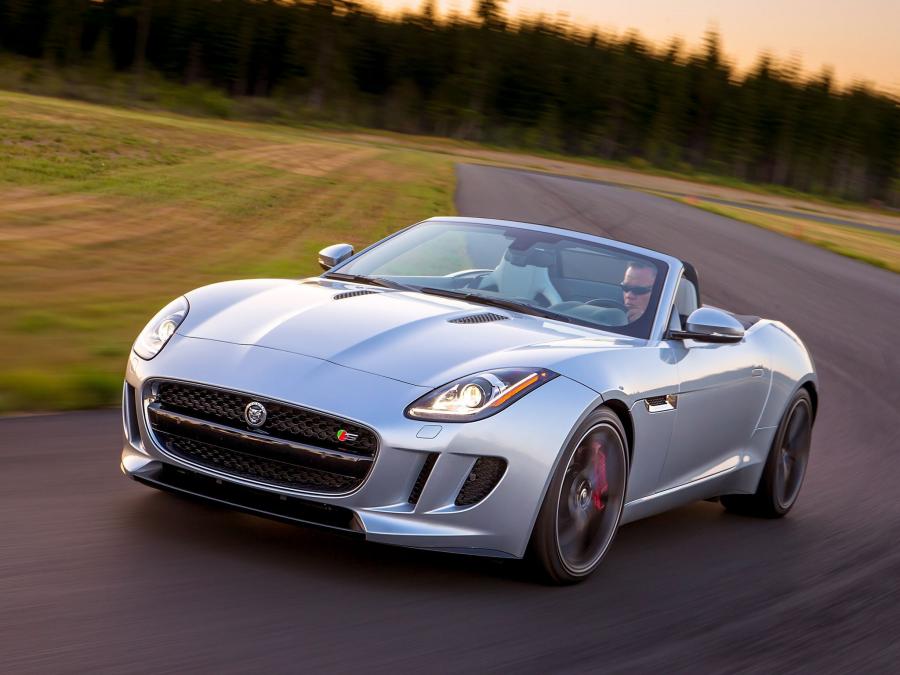 Jaguar f Type 2012