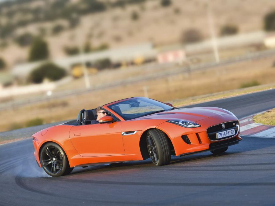 Jaguar f Type s 2013