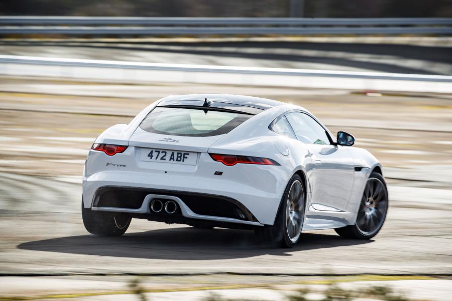 Jaguar f Type светлый