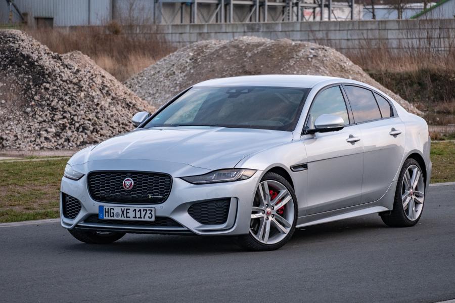 Jaguar xe 2021