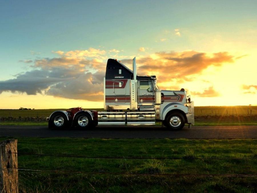 Kenworth t909