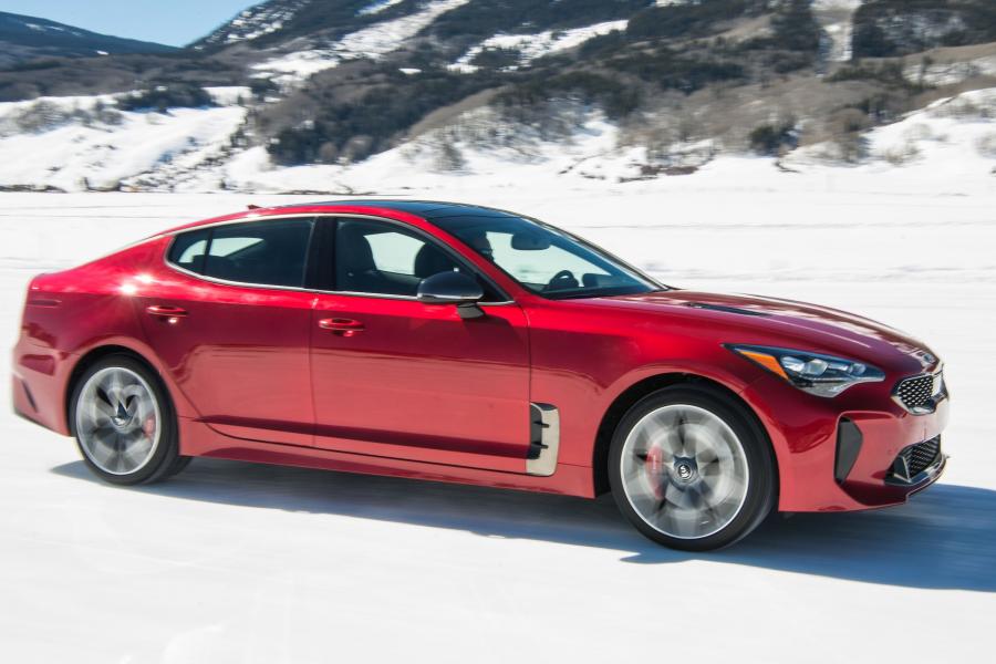 Новая Kia Stinger 2020