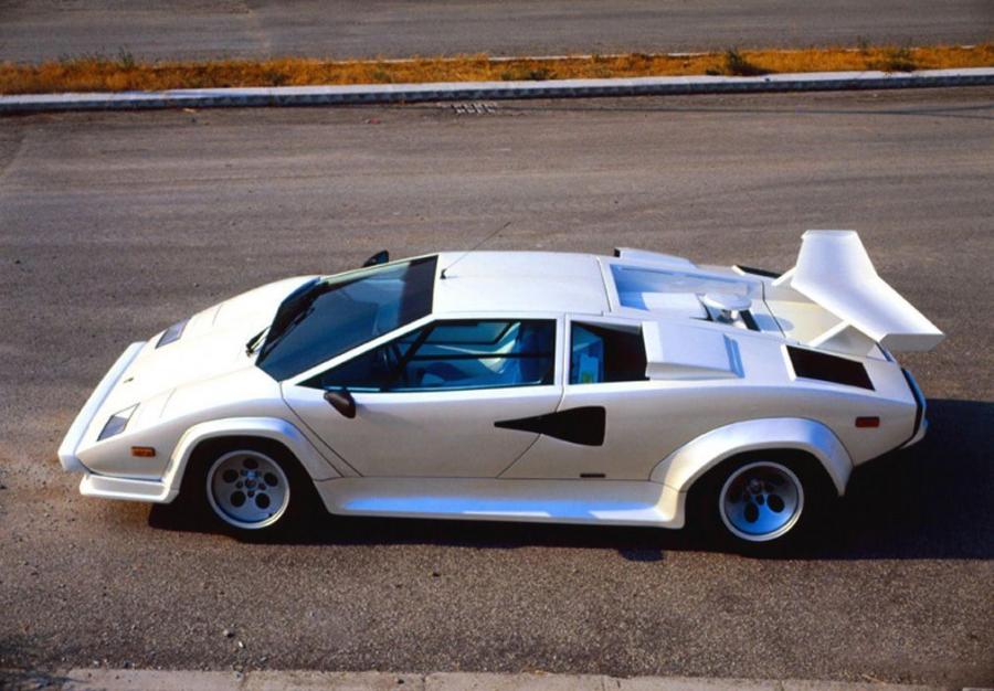 Lamborghini Countach lp5000 s