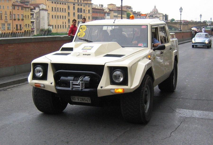 Lamborghini lm005