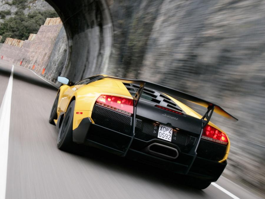 LP 670 4 SUPERVELOCE