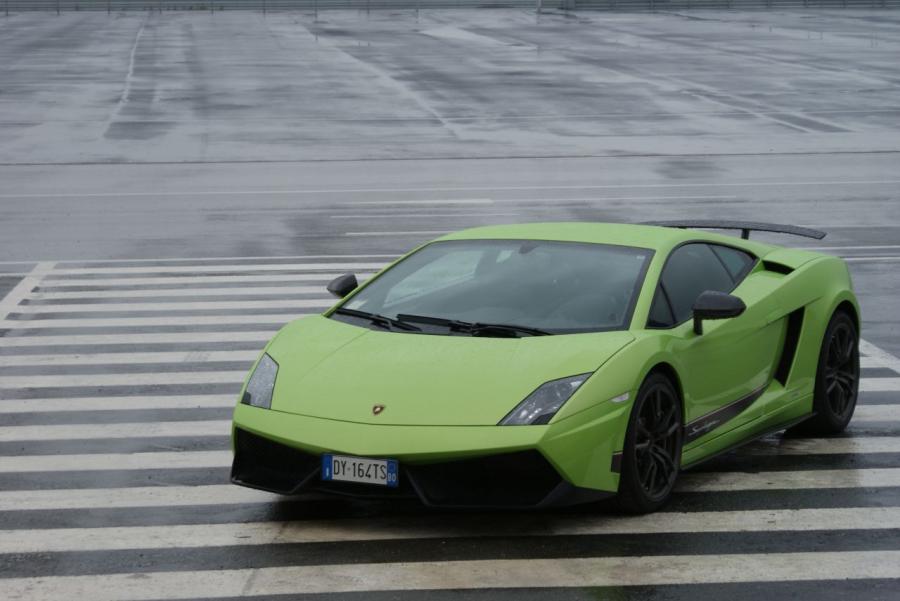 Gallardo lp570 4