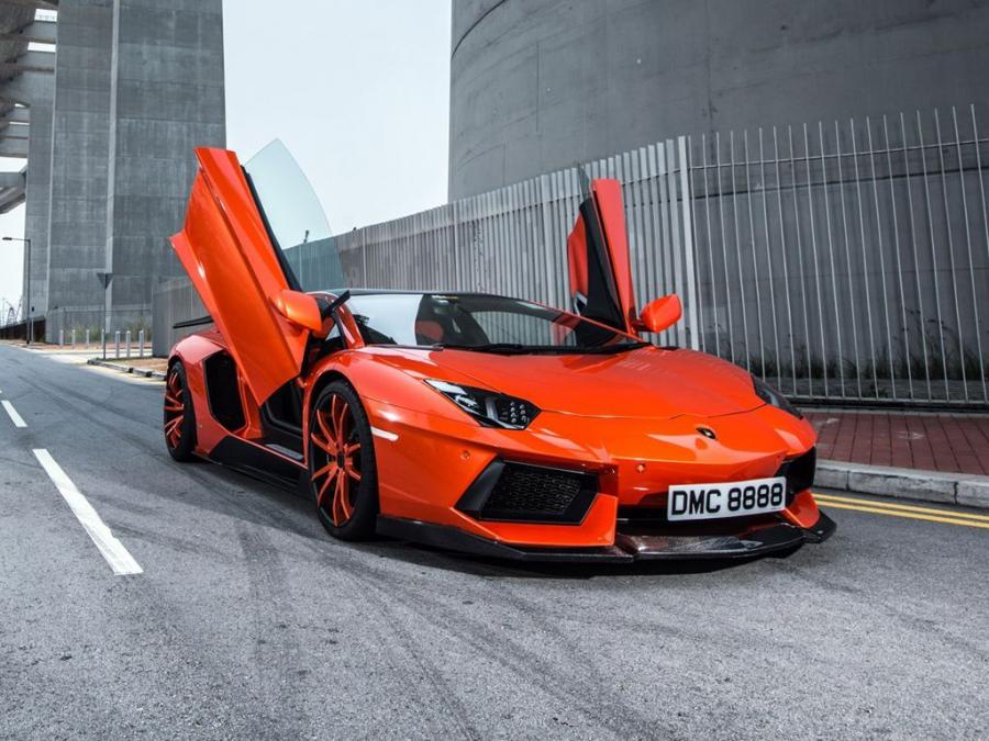 Lamborghini Aventador lp900 4