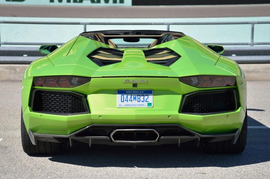 Aventador lp700