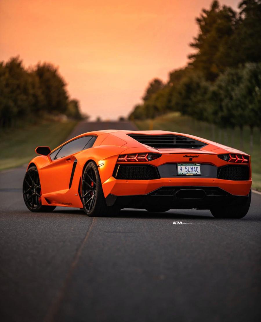 Lamborghini Aventador lp700 Orange