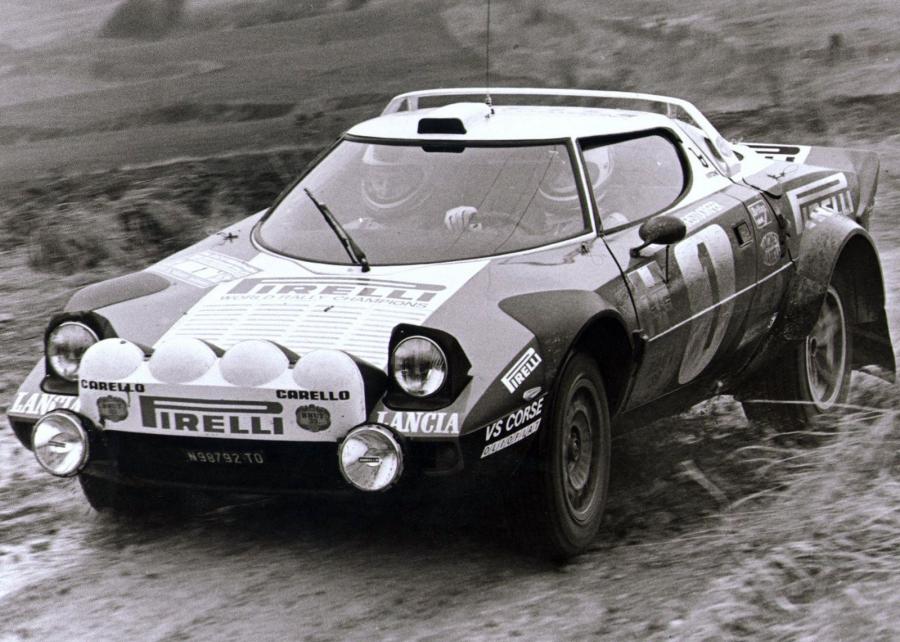 lancia stratos rally car