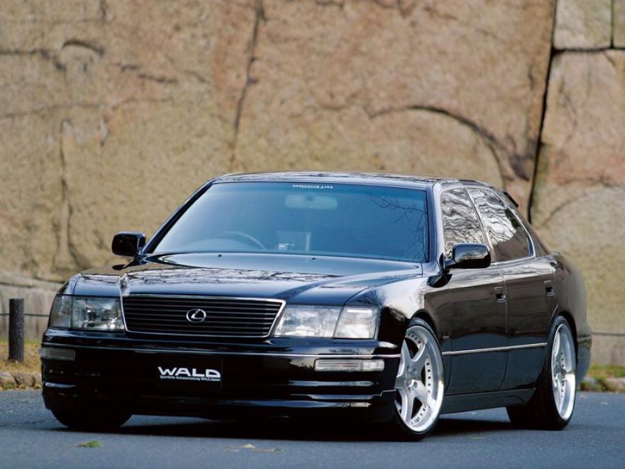 Lexus LS400 by Wald 1995 года (фото 5 из 6). Назад. 