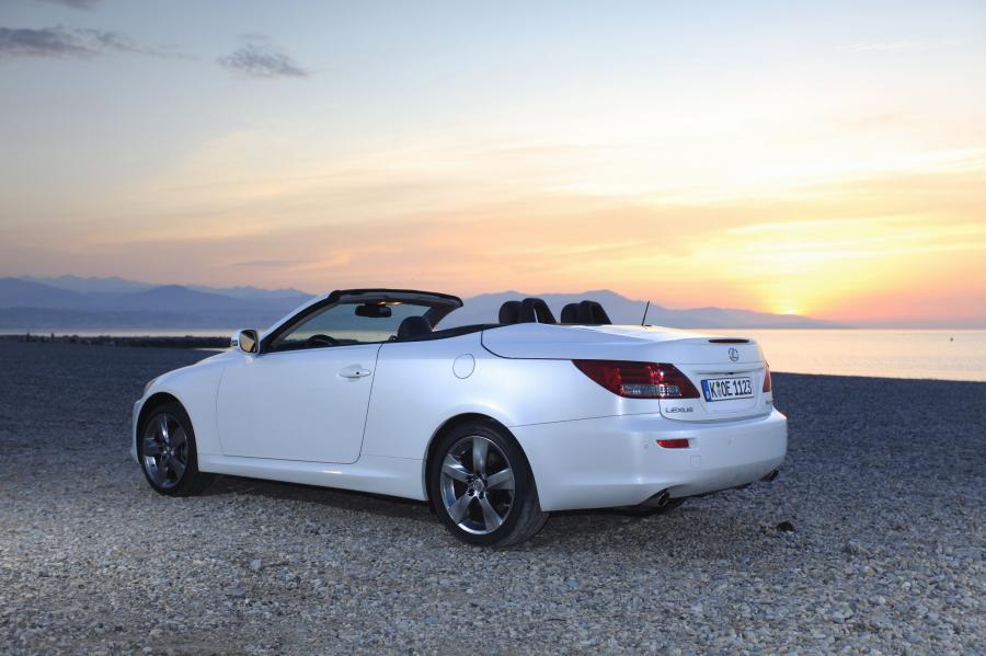 Lexus is 250 2008 Cabriolet