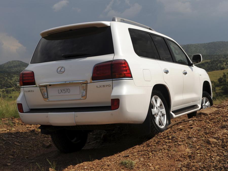 Lexus LX 570 2010 серый