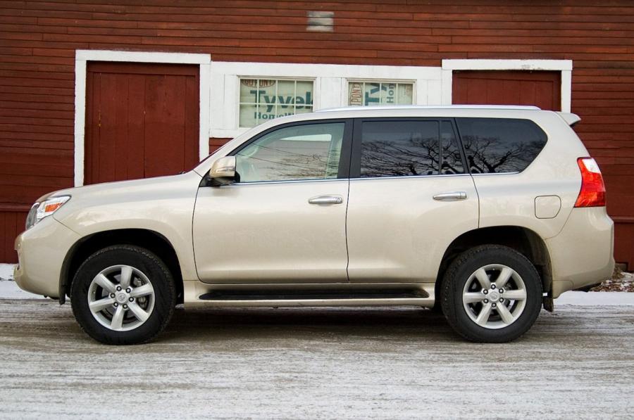 Lexus GX 370