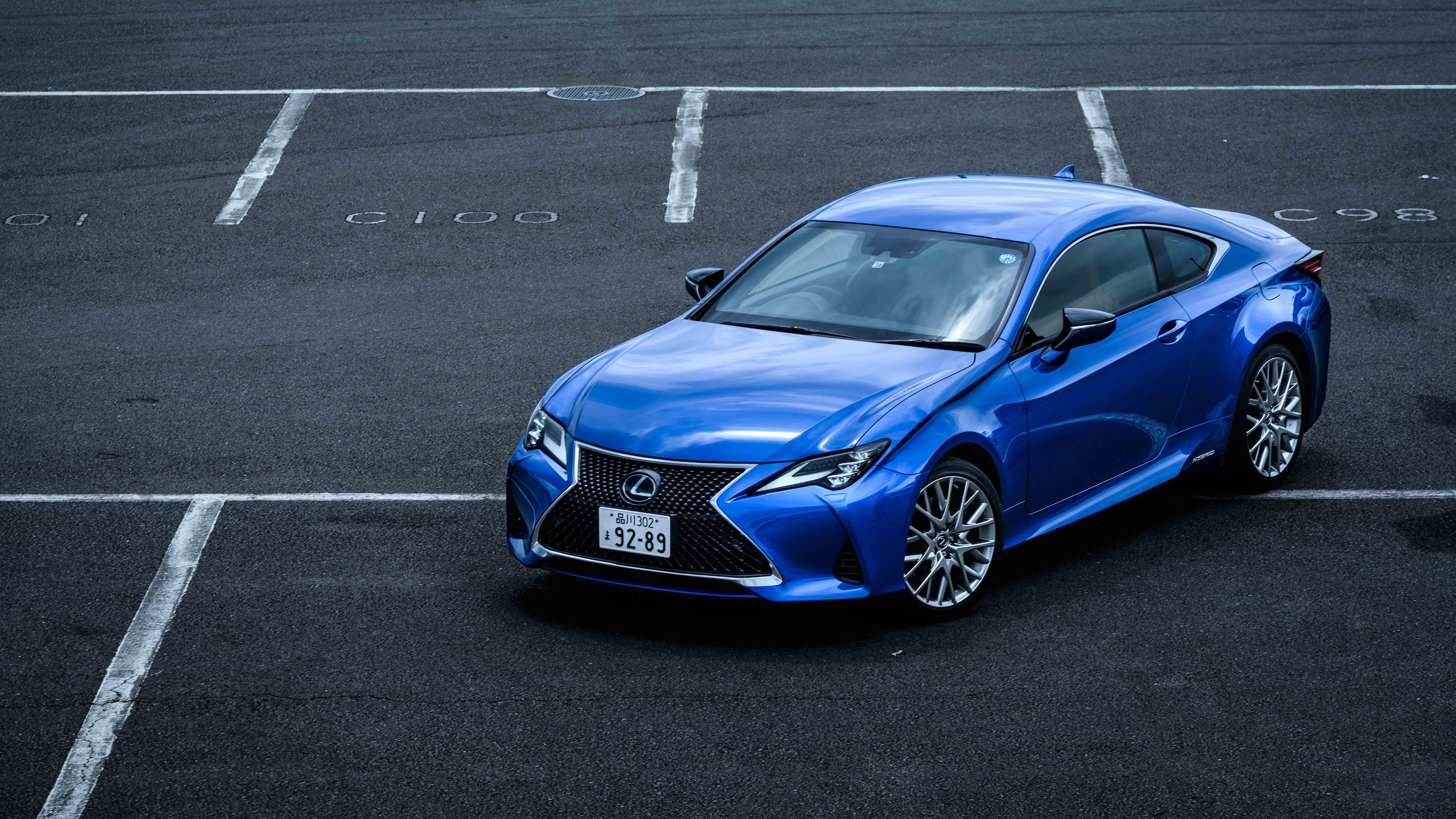 Lexus RC300h 2018 года выпуска для рынка Японии. Фото 1. VERcity