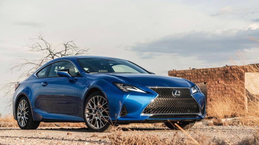 Lexus RC350 2018 года выпуска для рынка США и Канады. Фото 1. VERcity