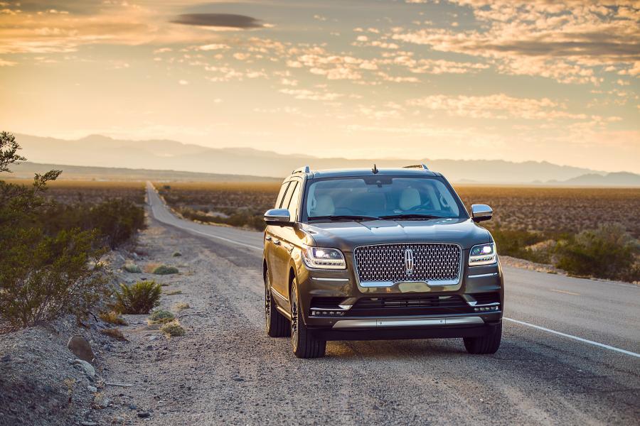 Lincoln Navigator РѕР±РѕРё