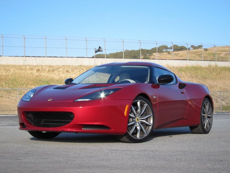 Lotus Evora 400 красный