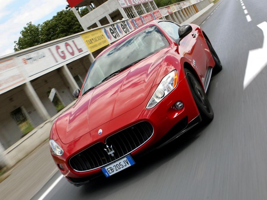 2012 Maserati GRANTURISMO Sport