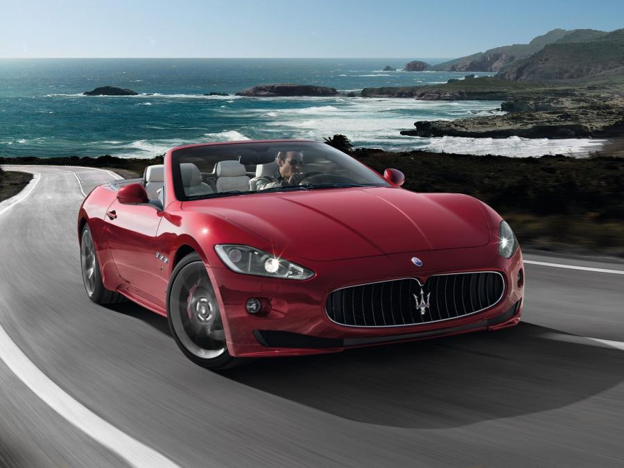 Maserati GRANCABRIO 2010 года