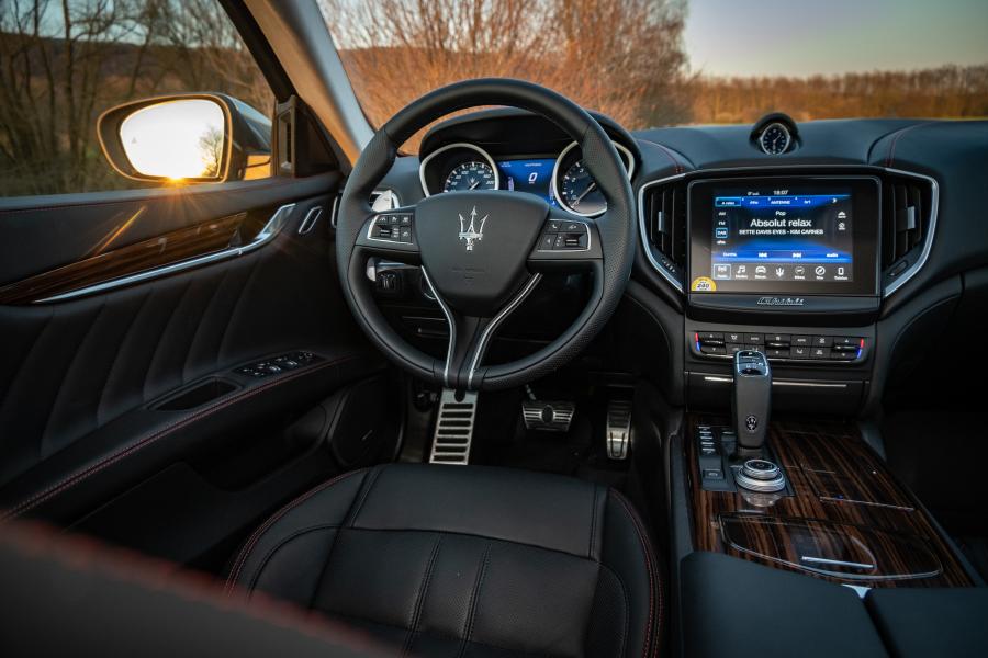 Maserati GRANSPORT салон