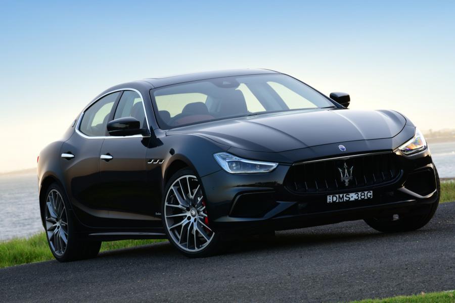 Maserati Ghibli фара