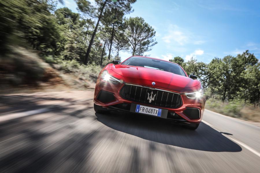 Maserati Ghibli logotype