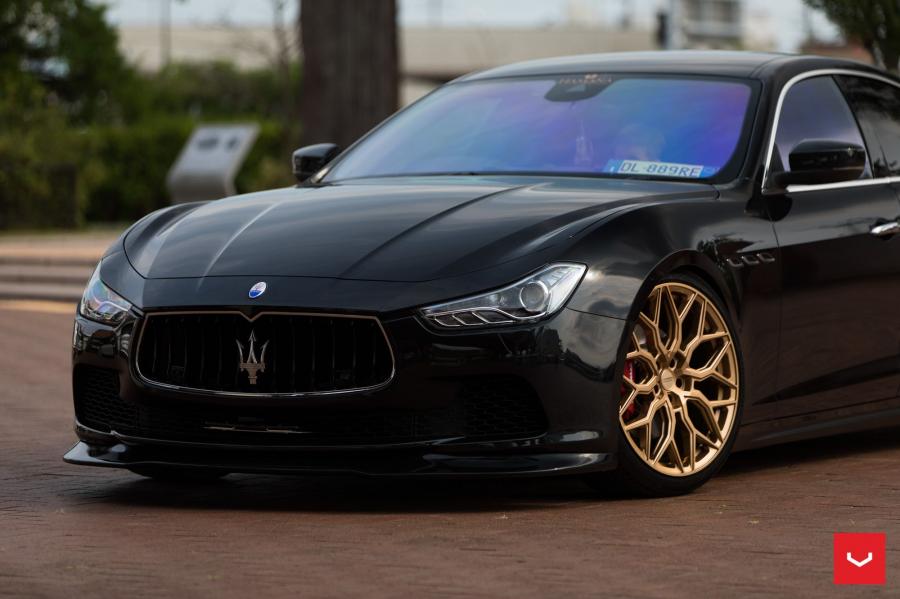 Maserati Quattroporte белый диски