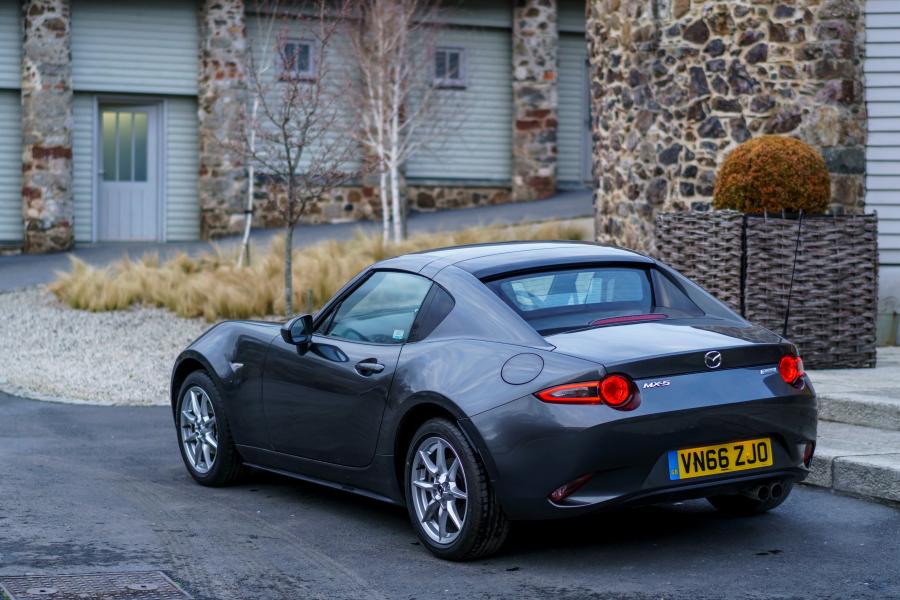 Mazda mx5 2017 года