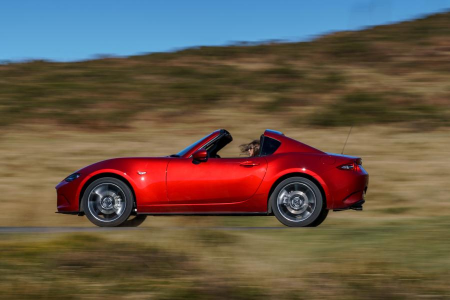 Mazda mx5 2017 года