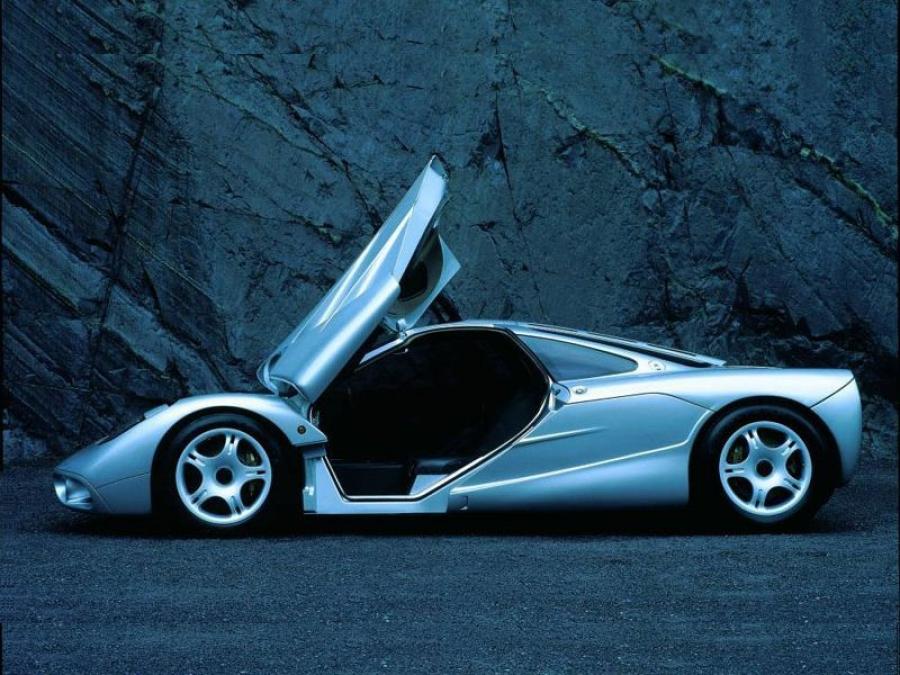 MCLAREN f1 автомобили Великобритании